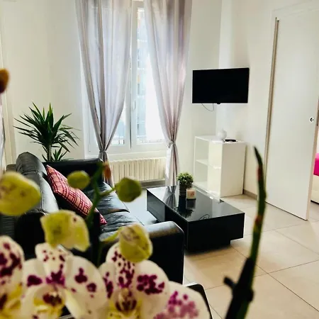 In The Historic Center Apartment *