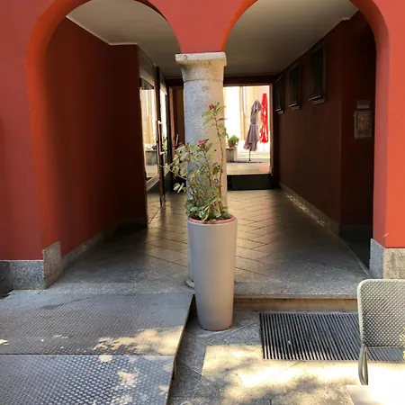 Apartment In The Historic Center Verbania