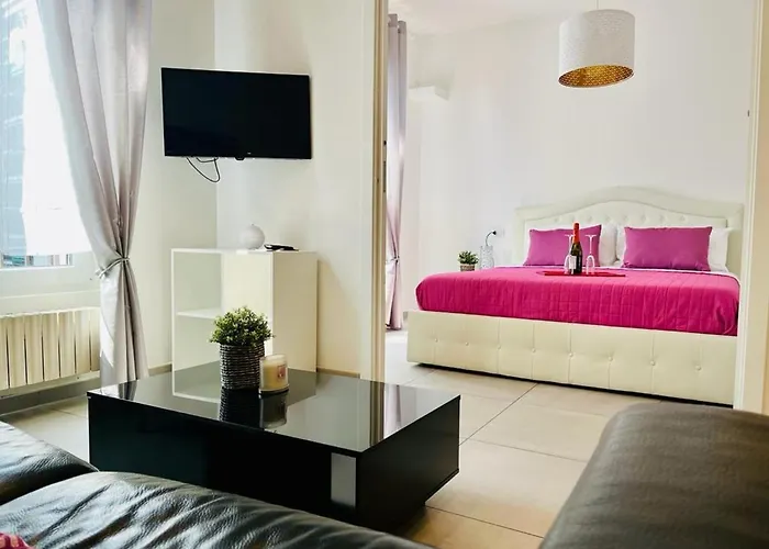 In The Historic Center Lejlighed